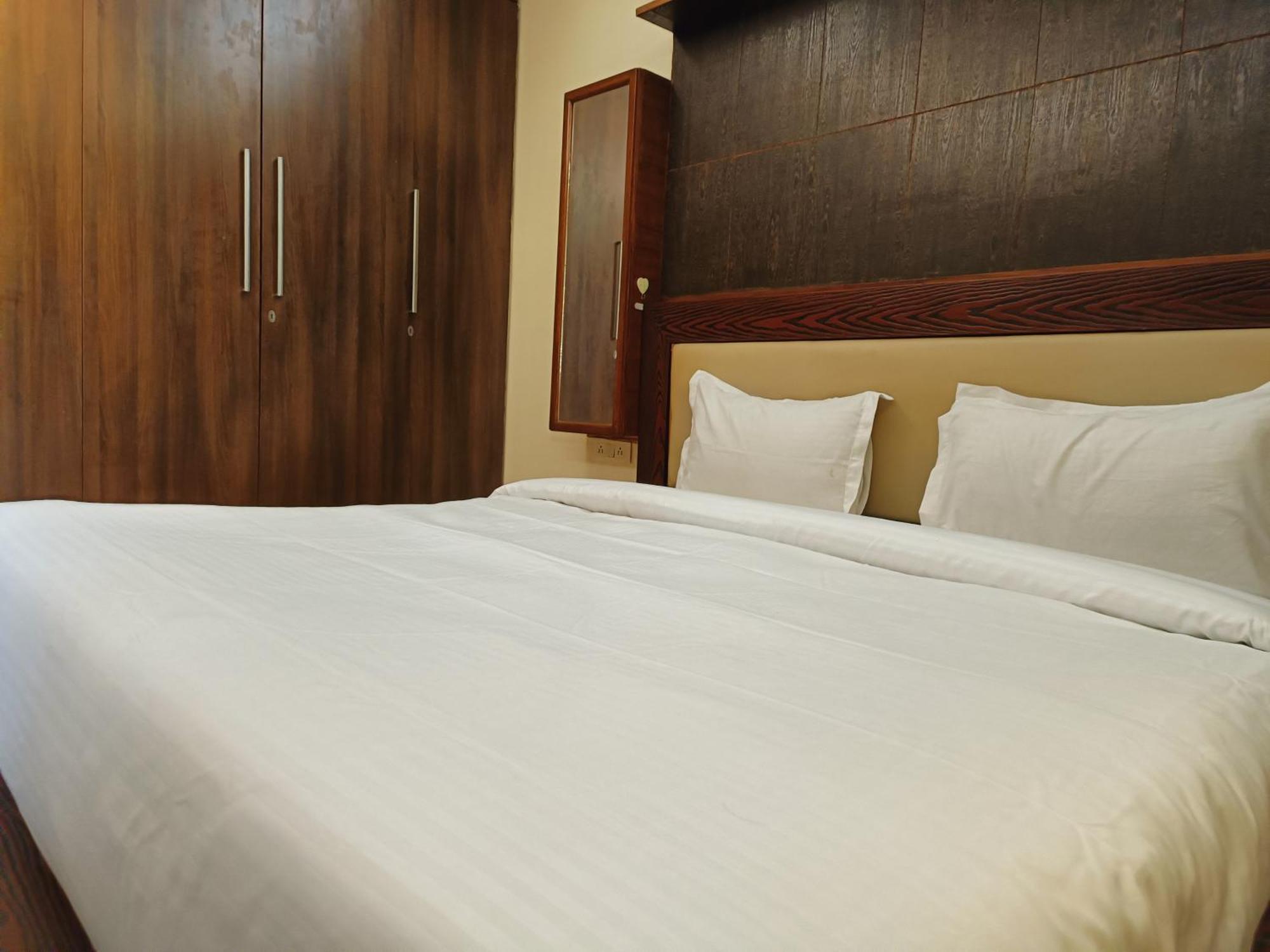 Greenleaf Apartment And Suites, Greater Kailash 1 New Delhi Exterior foto